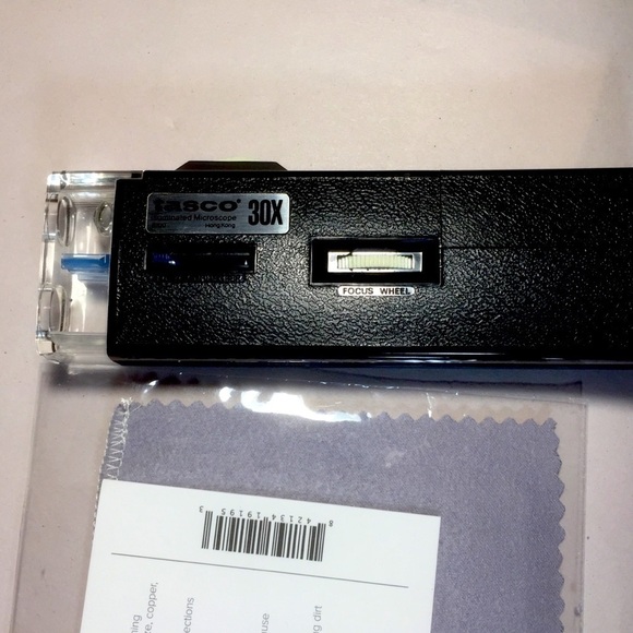 Pocket Microscope Tasco 30x illuminated Model 9700 - Picture 8 of 12